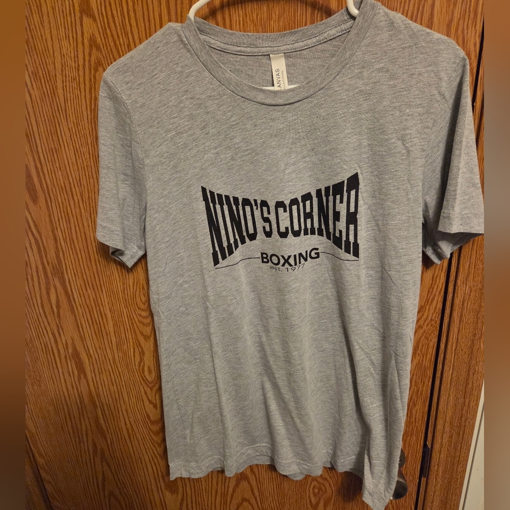 Bella Canvas Nino's Corner Boxing shirt Sz Medium men's NWOT